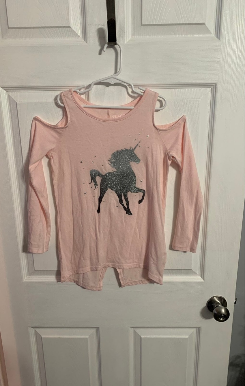 Childrens Place Shirt. Size M 7/8